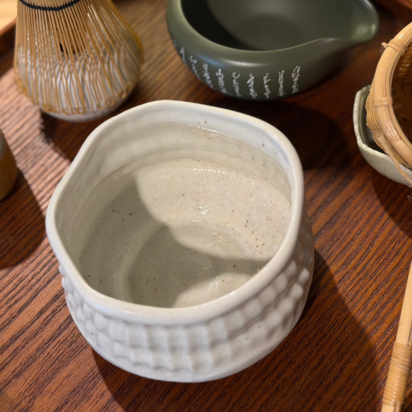 職人手作菊割紋抹茶碗