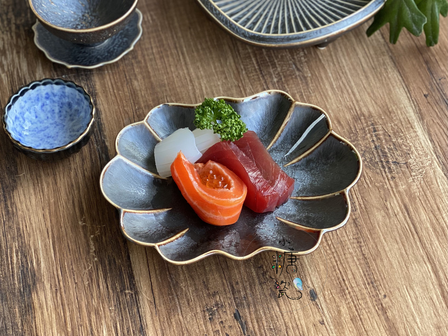 小糖瓷｜日本製 [日峰] [日式料理][板前料理] 花樁流金菊割盤