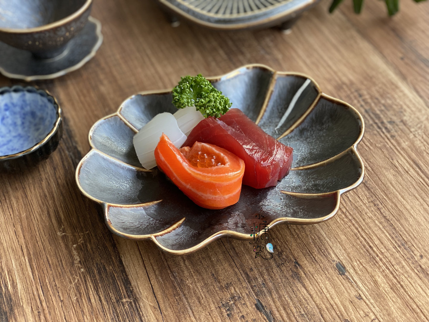 小糖瓷｜日本製 [日峰] [日式料理][板前料理] 花樁流金菊割盤