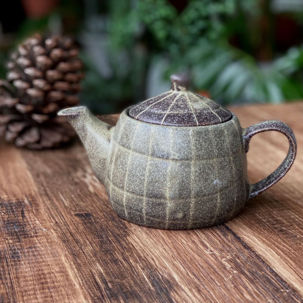 霧面十草斗笠蓋茶壺