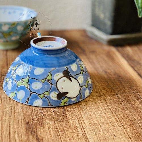 小糖瓷｜日本製 在花叢中的白兔渺渺跳耀日式飯碗/茶碗