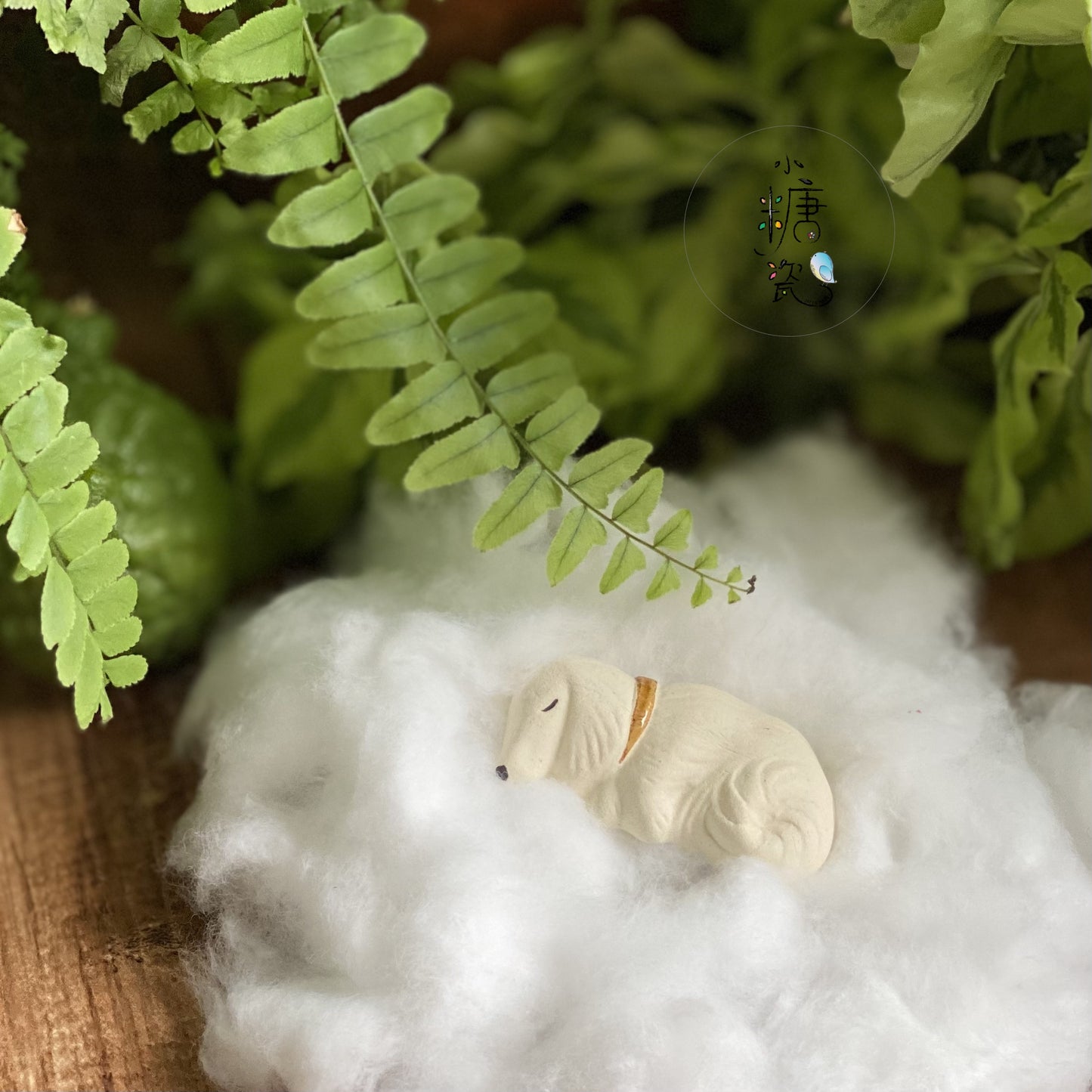 小糖瓷｜日本製 🈴️ 在軟綿綿的雲上睡著了的臘腸狗狗筷架
